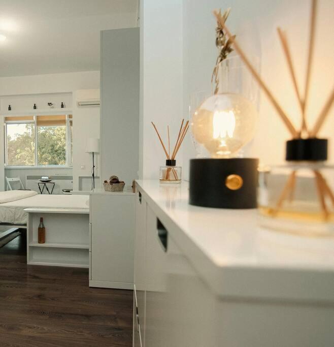 Oasis Studio Central City Bukares Bagian luar foto